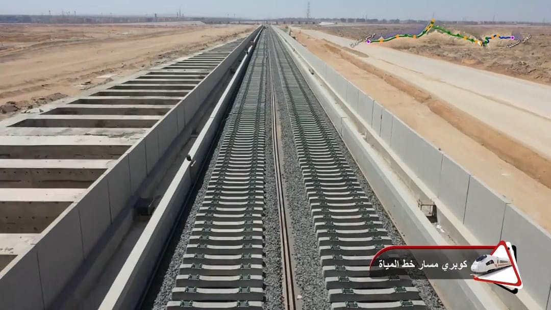 جولة كامل الوزير بمشروع شبكة القطار الكهربائي السريع
