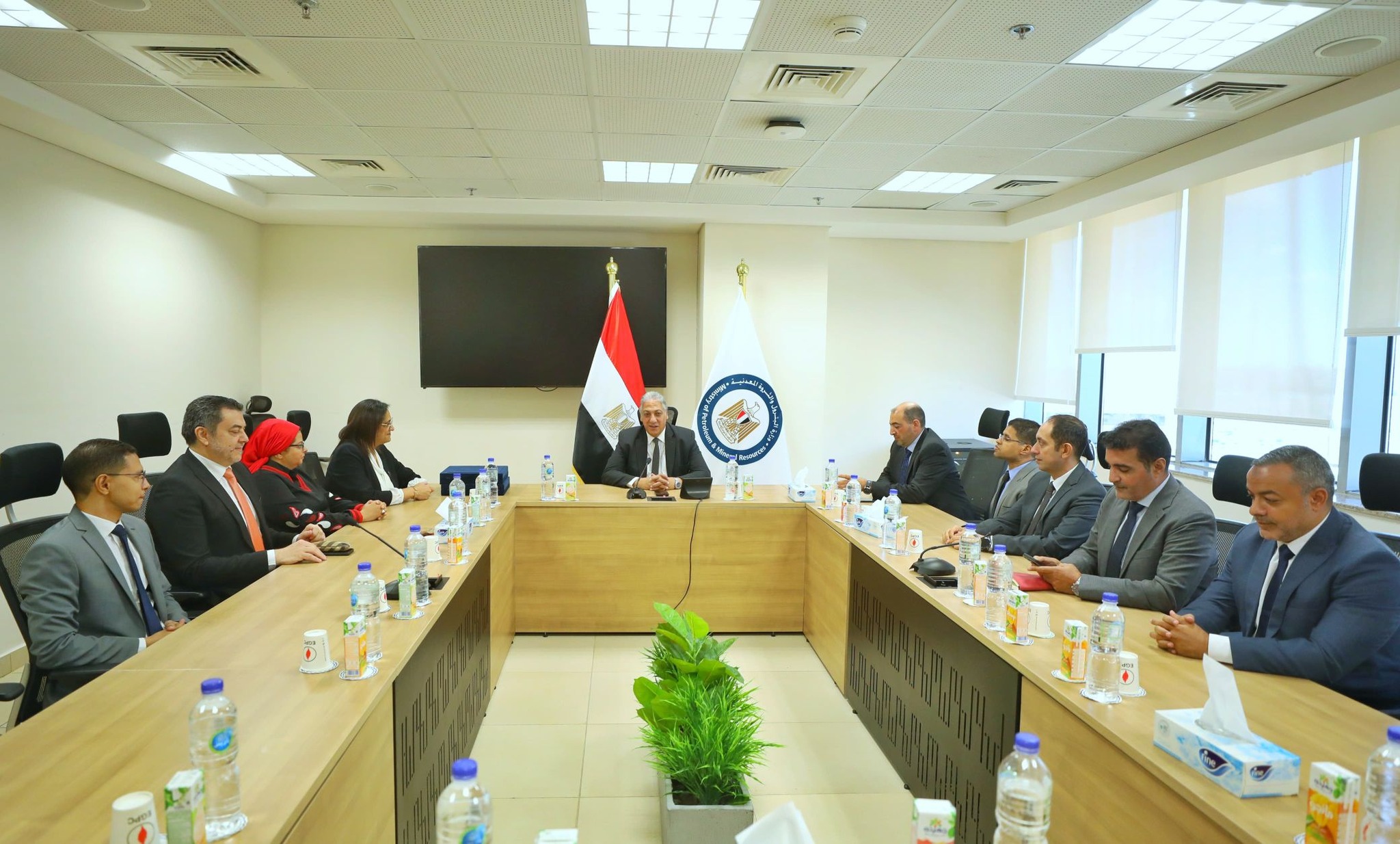 مبنى وزارة البترول يحصل على شهادتي الأيزو في السلامة والصحة المهنية