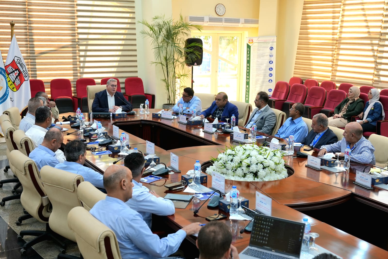 وزير البترول يتابع توسعات ميناء الحمراء البترولى بالعلمين