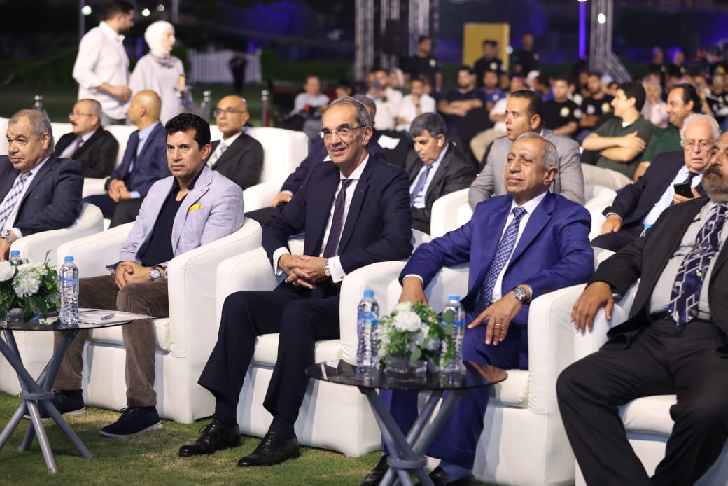 وزيرا الاتصالات والشباب والرياضة يشهدان حفل ختام المسابقة المصرية للبرمجة لشباب الجامعات