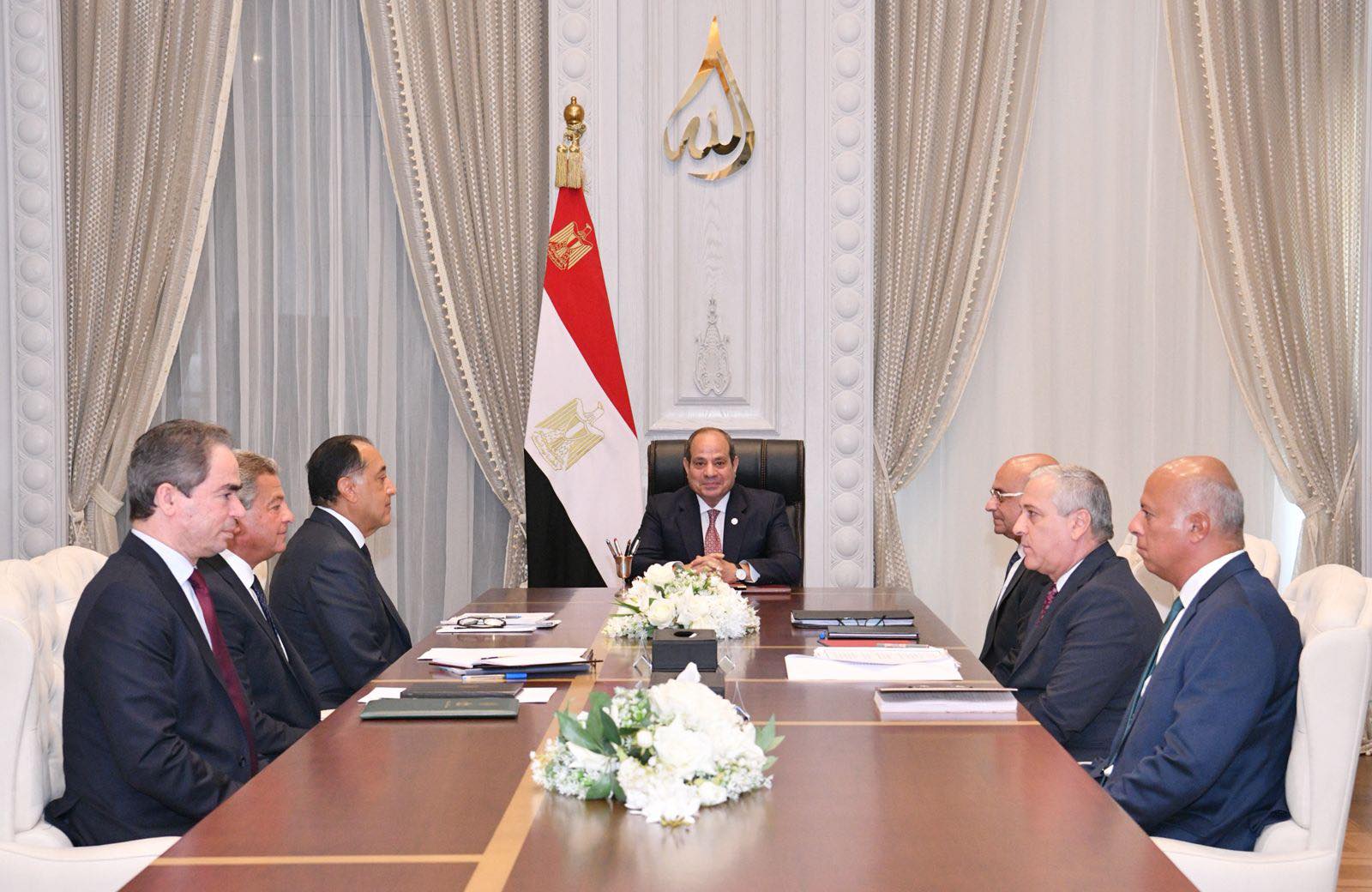 الرئيس السيسي يوجه بوضع خارطة طريق شاملة لتطوير الإعلام المصري