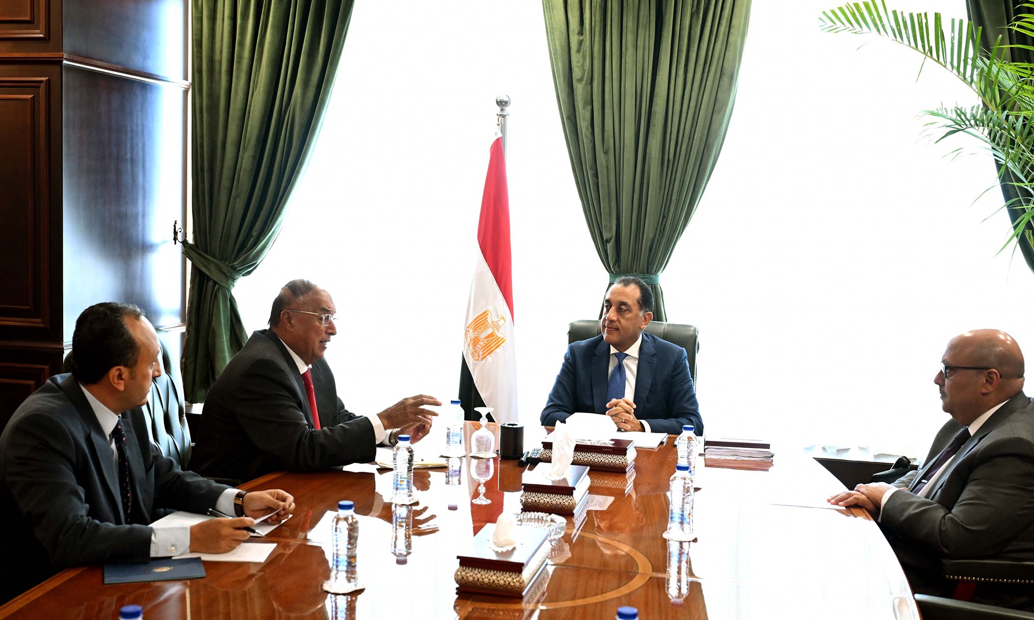 مدبولي يناقش مقترحات تعديل قانون المجلس القومي لحقوق الانسان