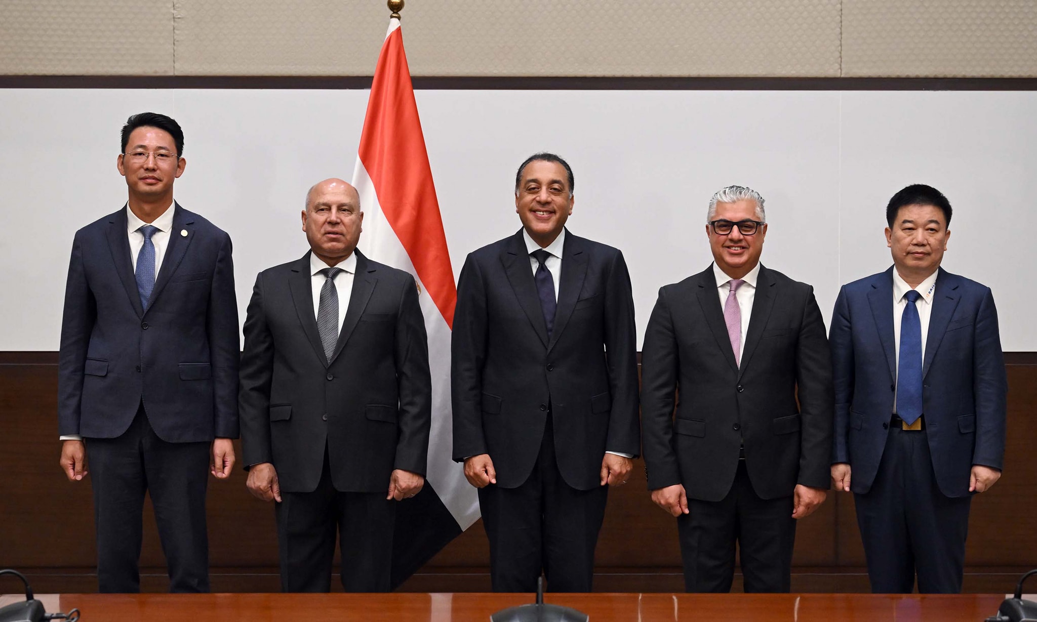 مراسم توقيع عقد إنشاء مصنع مجموعة سايلون الصينية
