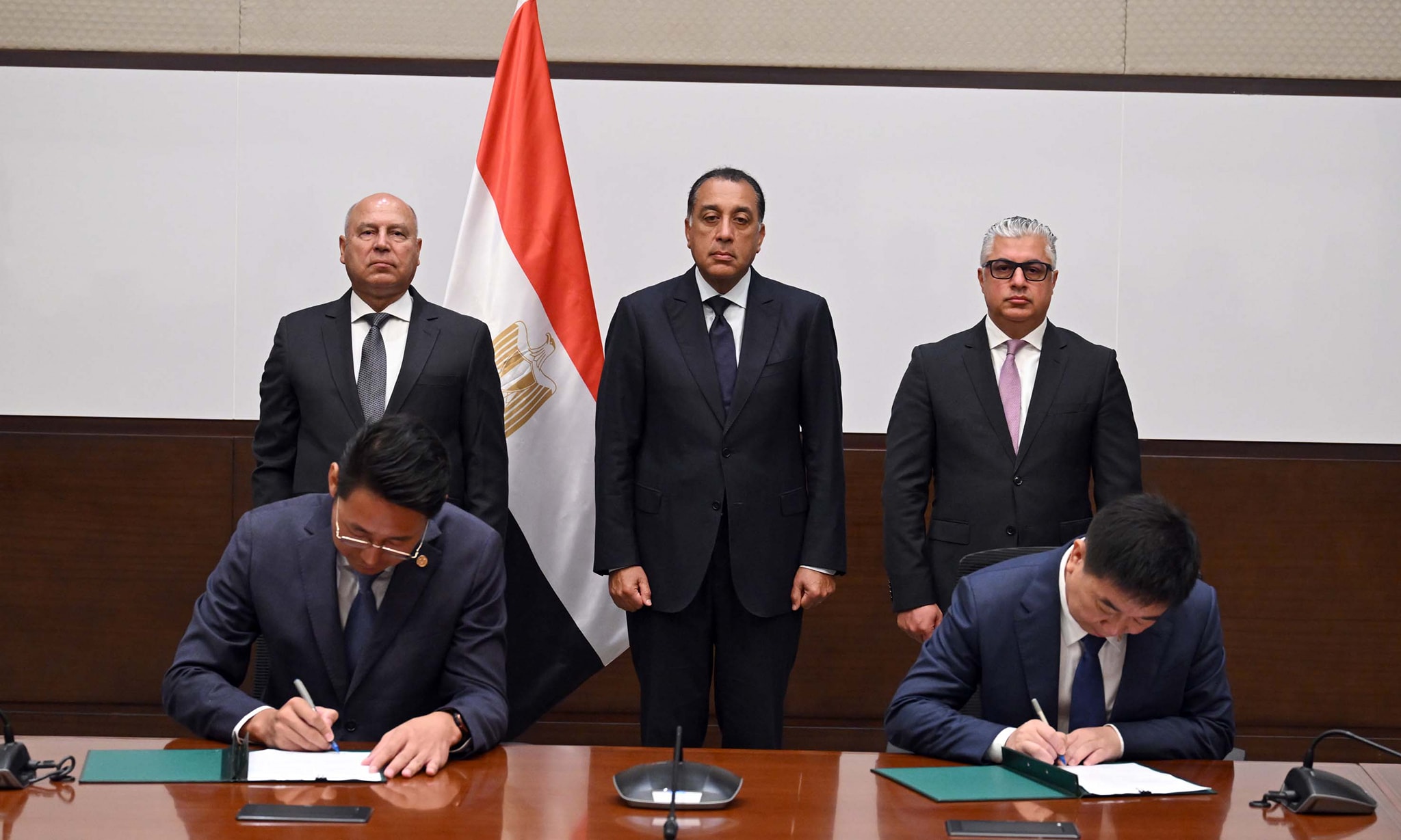 مراسم توقيع عقد إنشاء مصنع مجموعة سايلون الصينية