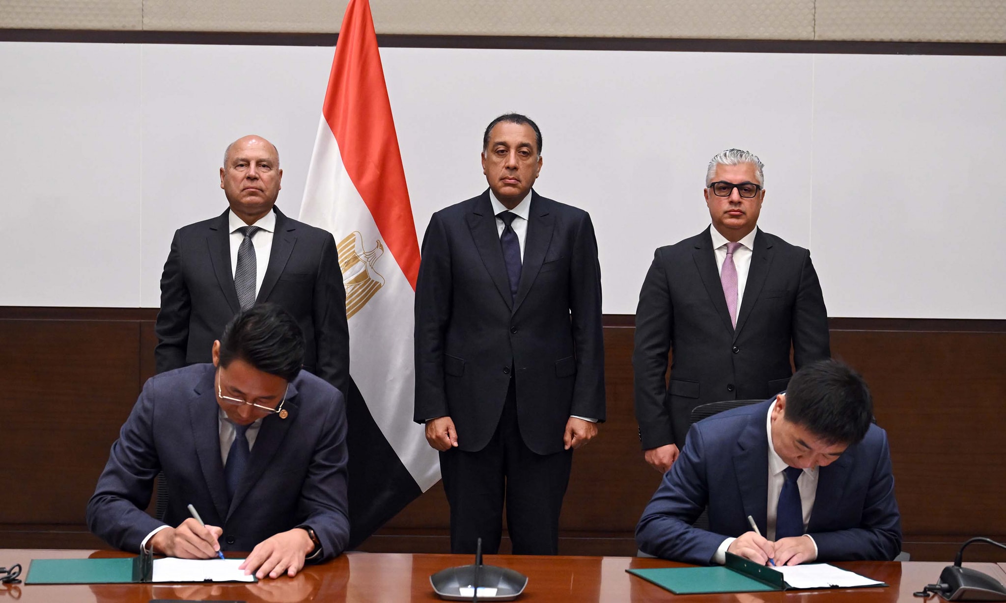 مراسم توقيع عقد إنشاء مصنع مجموعة سايلون الصينية
