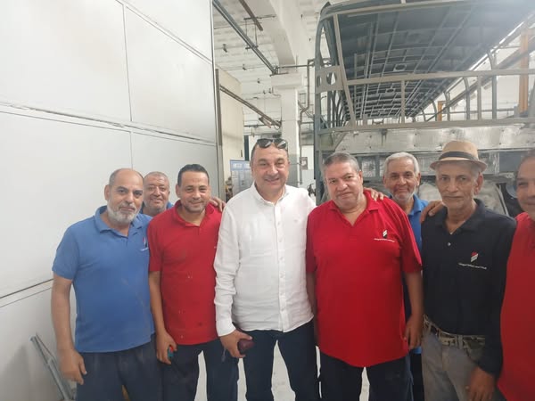 وزير قطاع الأعمال في زيارة لشركة النصر للسيارات