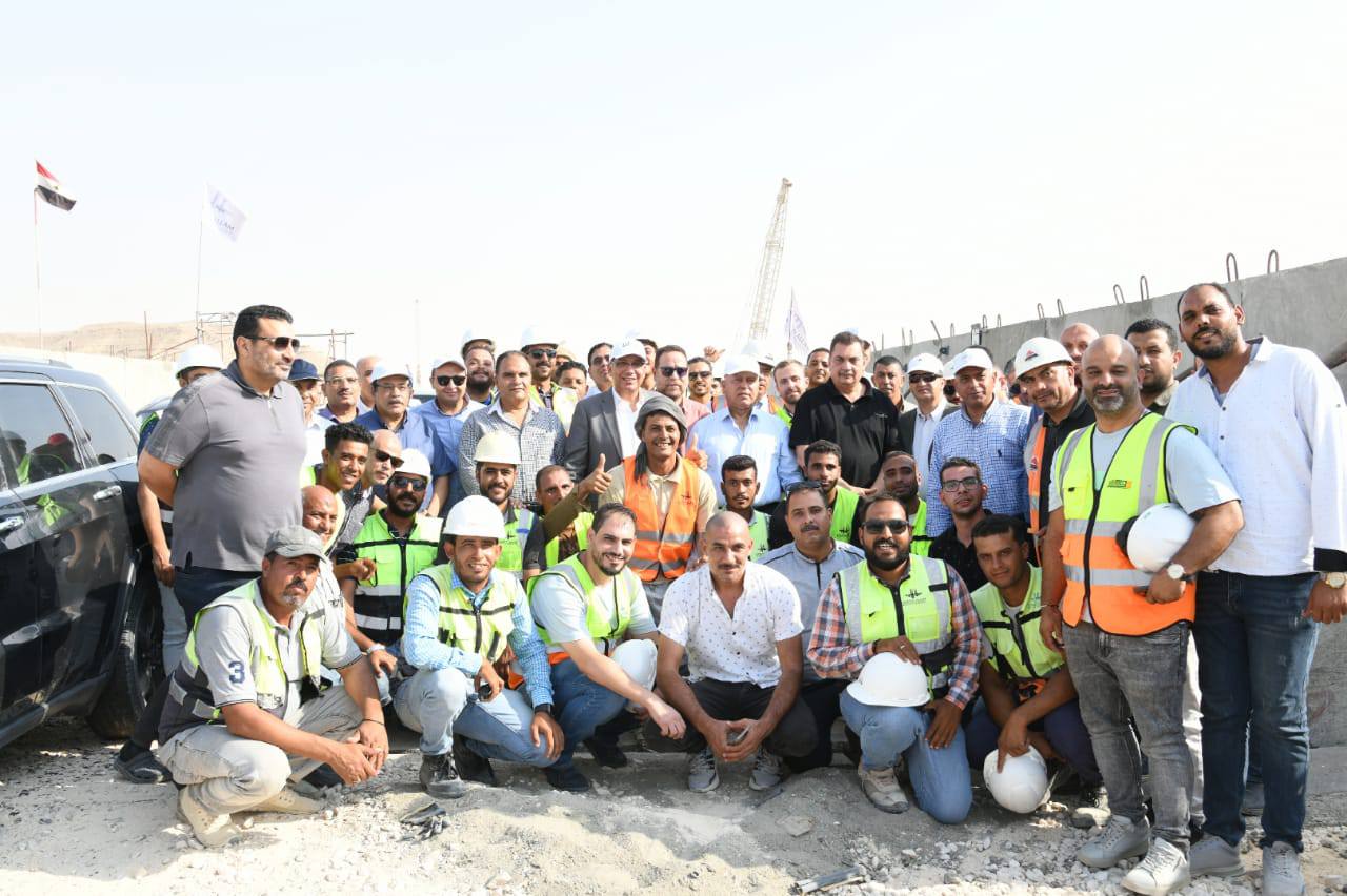 وزير النقل يتابع التشطيبات النهائية لمحطات الخط الأول بشبكة القطار الكهربائي السريع