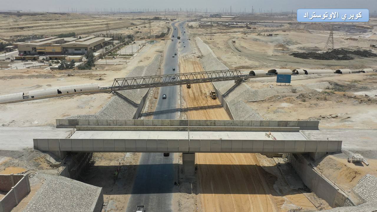وزير النقل يتابع التشطيبات النهائية لمحطات الخط الأول بشبكة القطار الكهربائي السريع