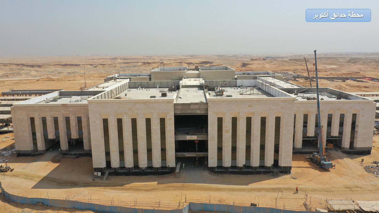 وزير النقل يتابع التشطيبات النهائية لمحطات الخط الأول بشبكة القطار الكهربائي السريع