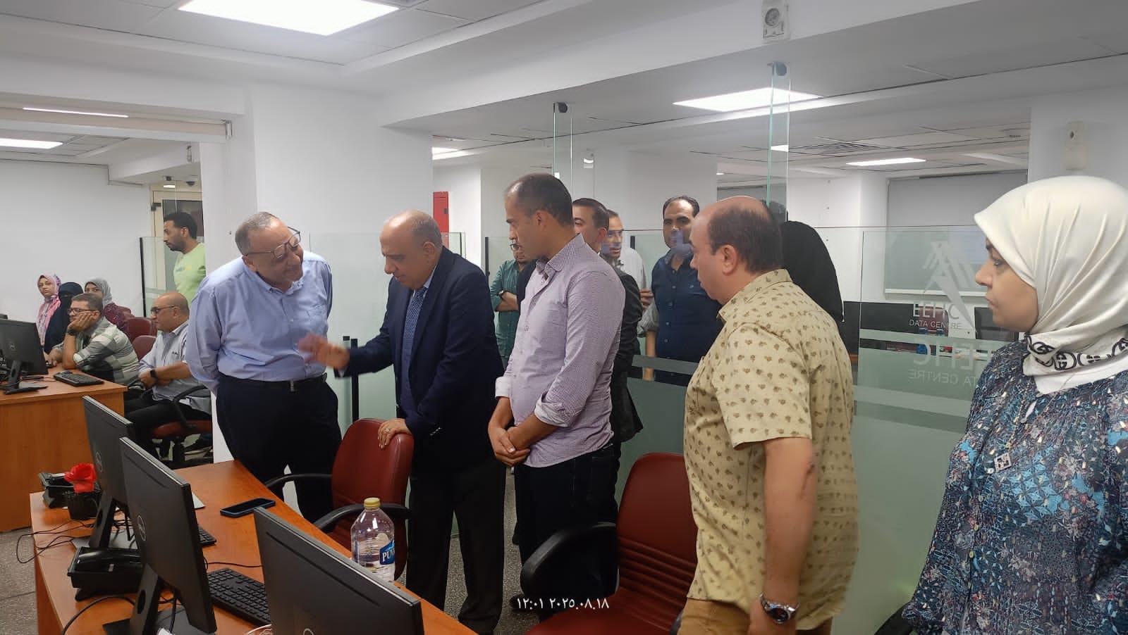 وزير الكهرباء يتفقد مركز تحكم الدقي والمركز الرئيسي للبيانات