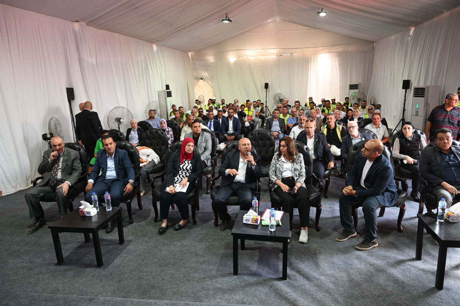 الوزير ووزير البيئة يتفقدان المجمع المتكامل لإدارة المخلفات