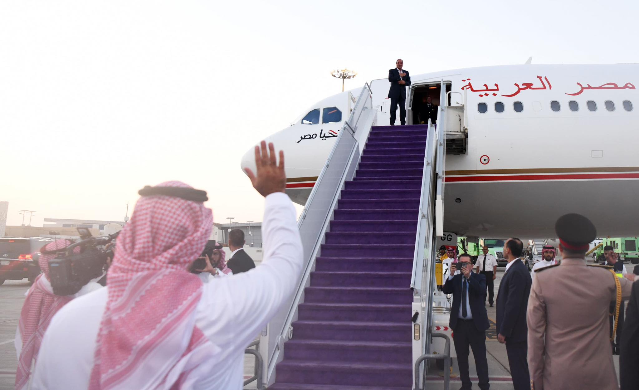 الرئيس السيسي يلتقي بولي عهد السعودية