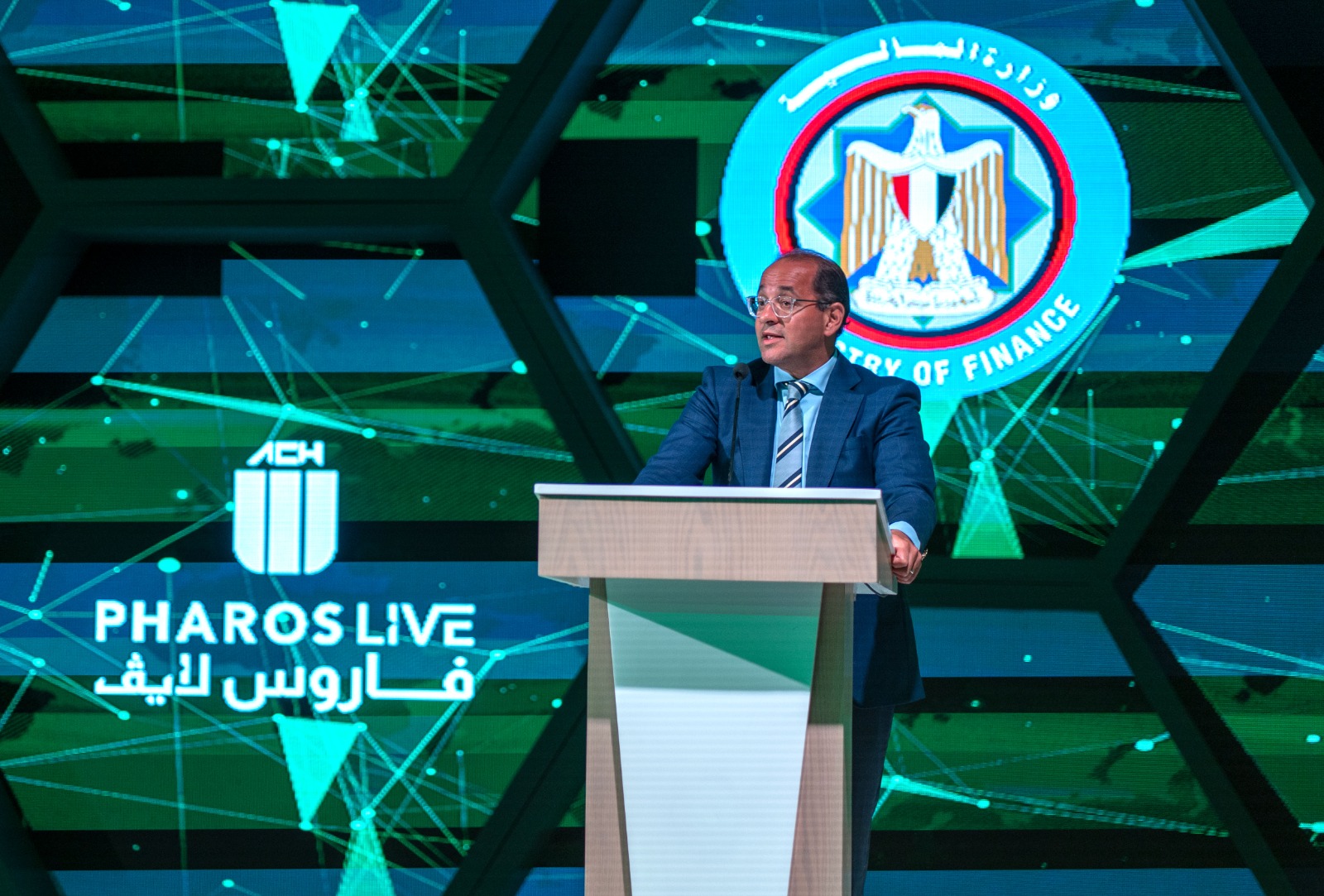 حلقة نقاشية نظمتها شركة الأهلى فاروس