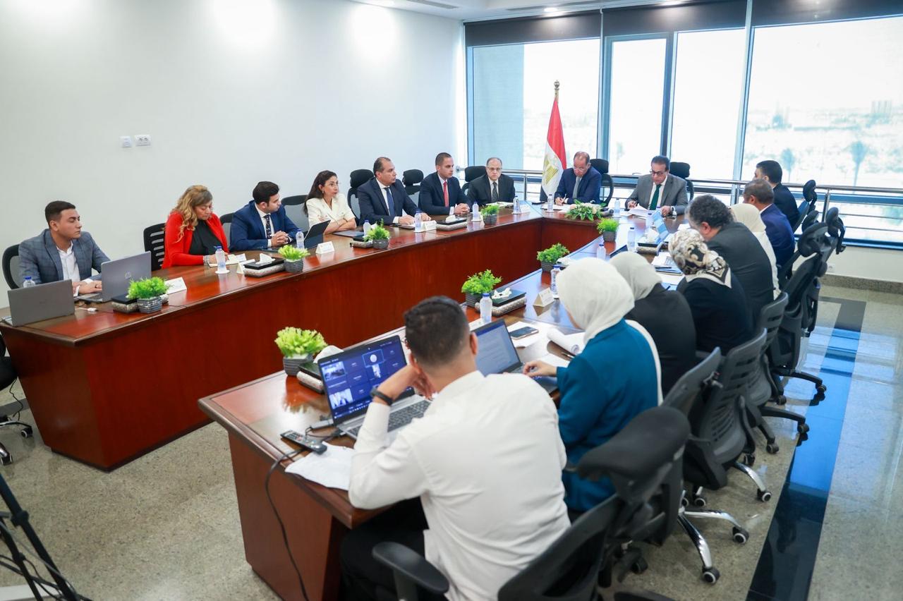وزير الخارجية يشارك في اجتماع اللجنة التنسيقية لنفاذ الدواء