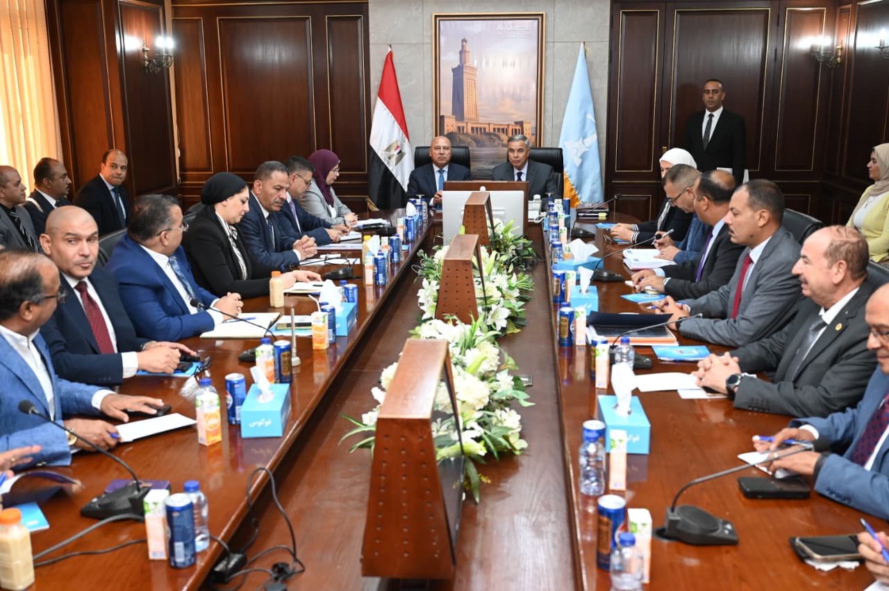 لقاء كامل الوزير مع مستثمري محافظة الإسكندرية