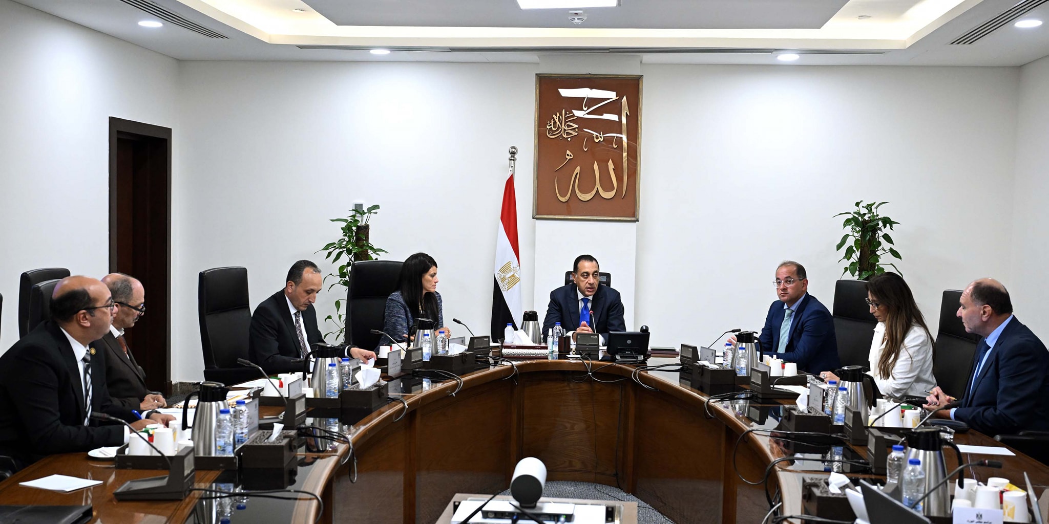 مدبولي يناقش زيادة الاعتمادات المالية لصيانة المنشآت الحكومية