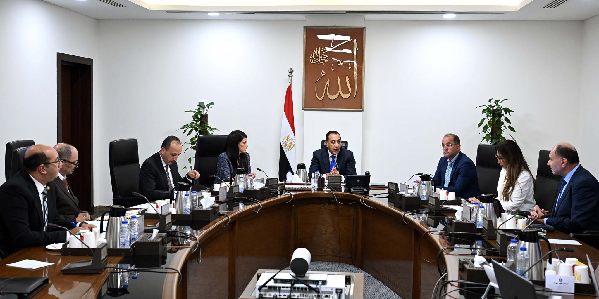 مدبولي يناقش زيادة الاعتمادات المالية لصيانة المنشآت الحكومية