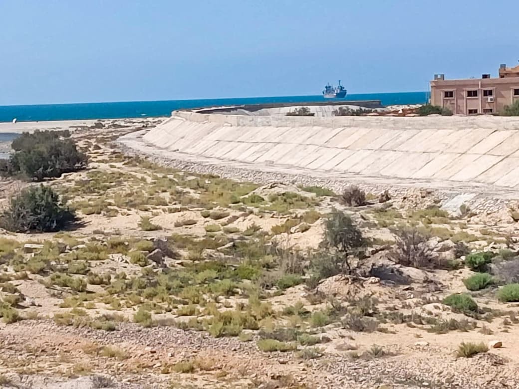 وزير الري يتابع جاهزية مخرات السيول ومنشآت الحماية من أخطار السيول