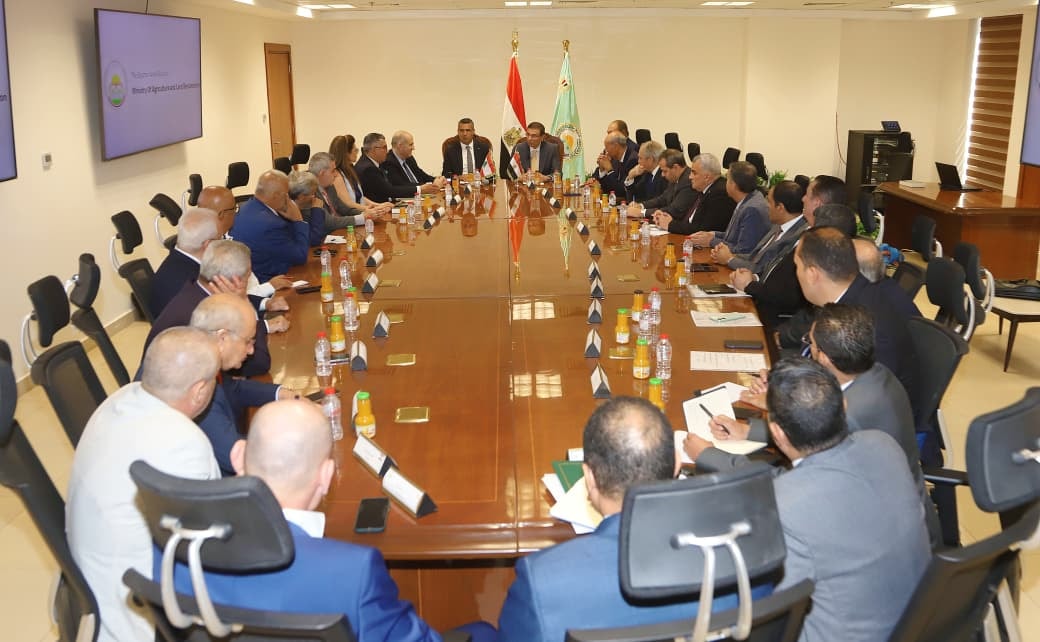 وزير الزراعة يستقبل نظيره اللبناني
