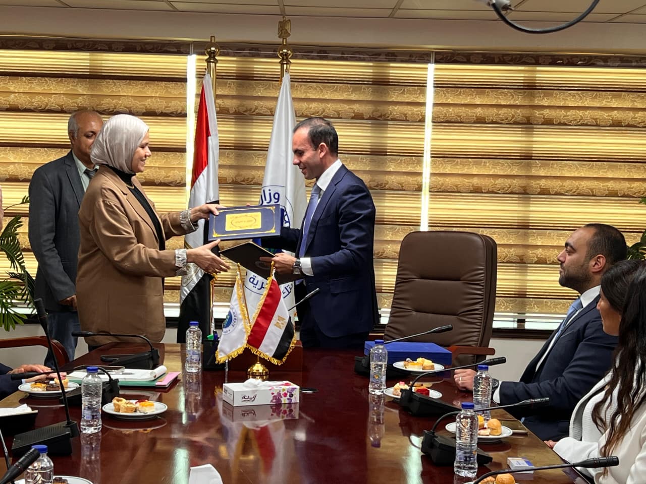 بروتوكول تعاون بين مصلحة الضرائب والجمعية المصرية لشباب الأعمال