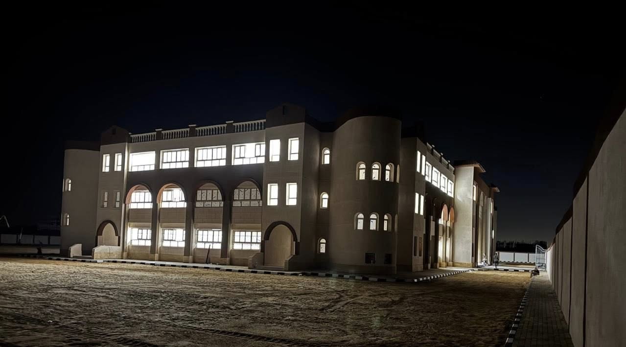 تسليم أول مدرسة تجريبي بالمشروعات السكنية بأكتوبر الجديدة