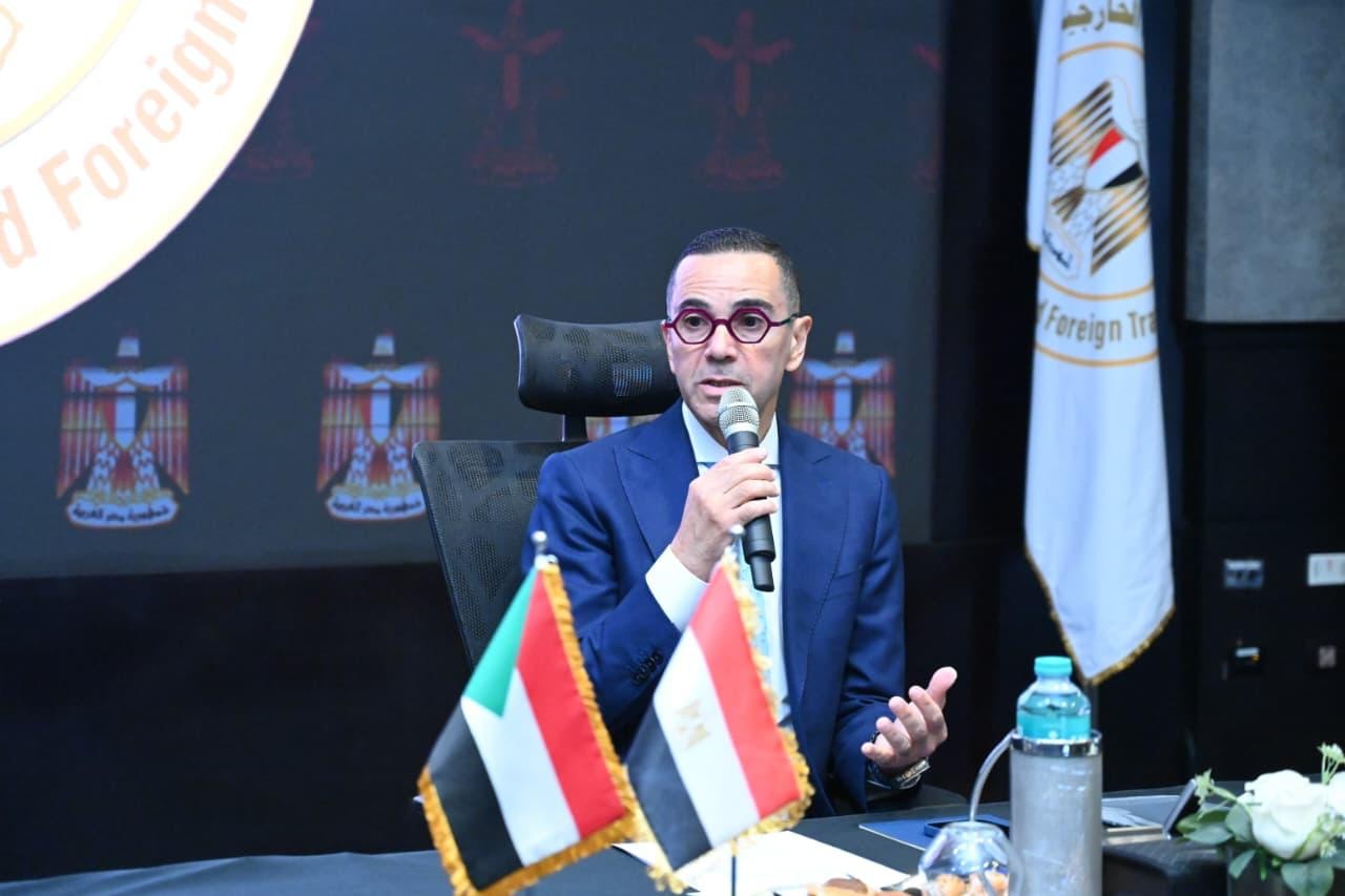 المهندس حسن الخطيب وزير الاستثمار
