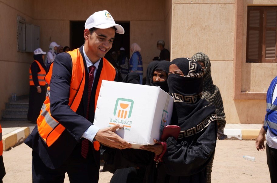 البنك الأهلى يشارك في مبادرة معاً بالوعي نحميها