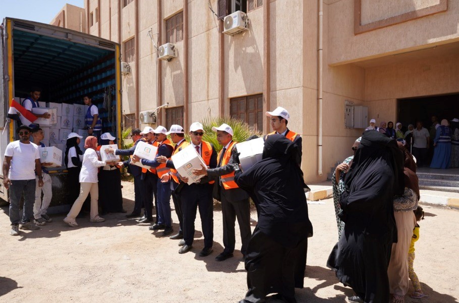 البنك الأهلى يشارك في مبادرة معاً بالوعي نحميها