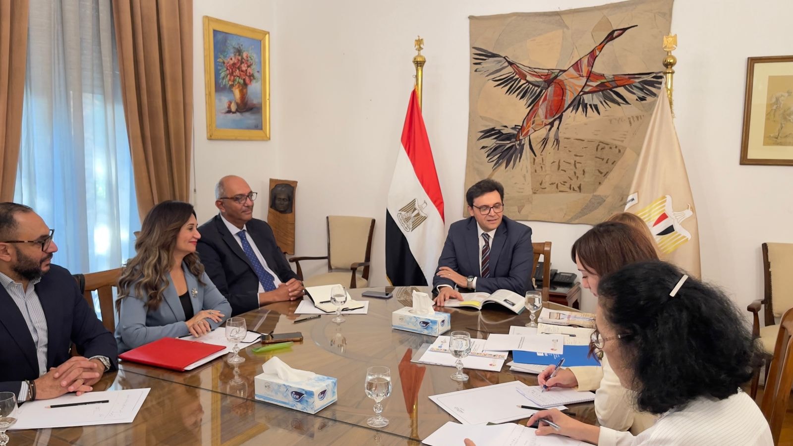 وزير الثقافة يجتمع مع المدير الإقليمي لليونسكو