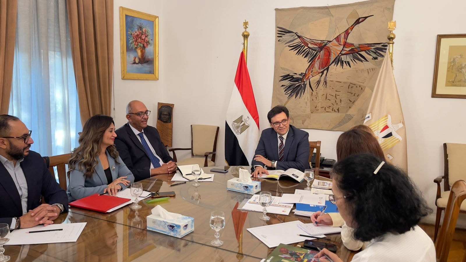 وزير الثقافة يجتمع مع المدير الإقليمي لليونسكو