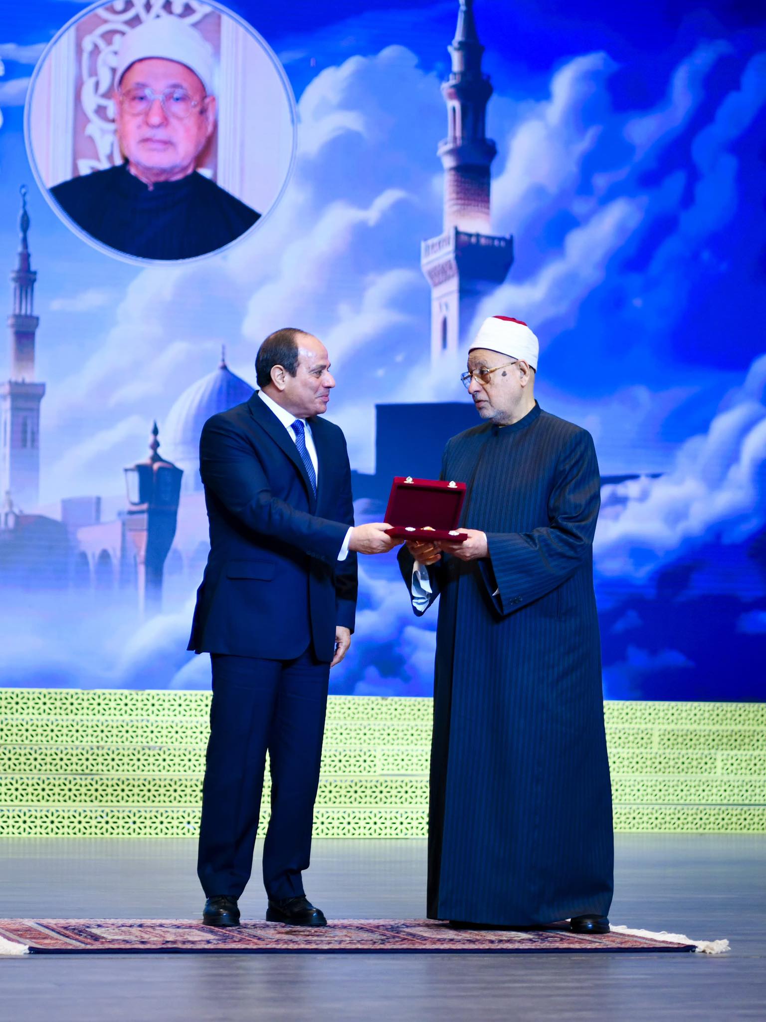 السيسي يشهد الاحتفال بذكرى المولد النبوي الشريف
