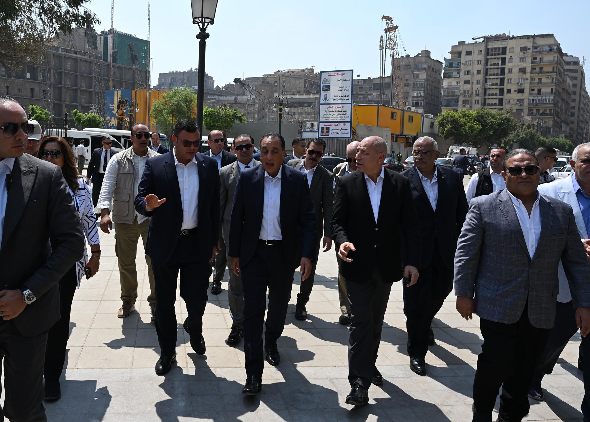 رئيس الوزراء يتفقد مشروع إحياء حديقة الأزبكية التراثية