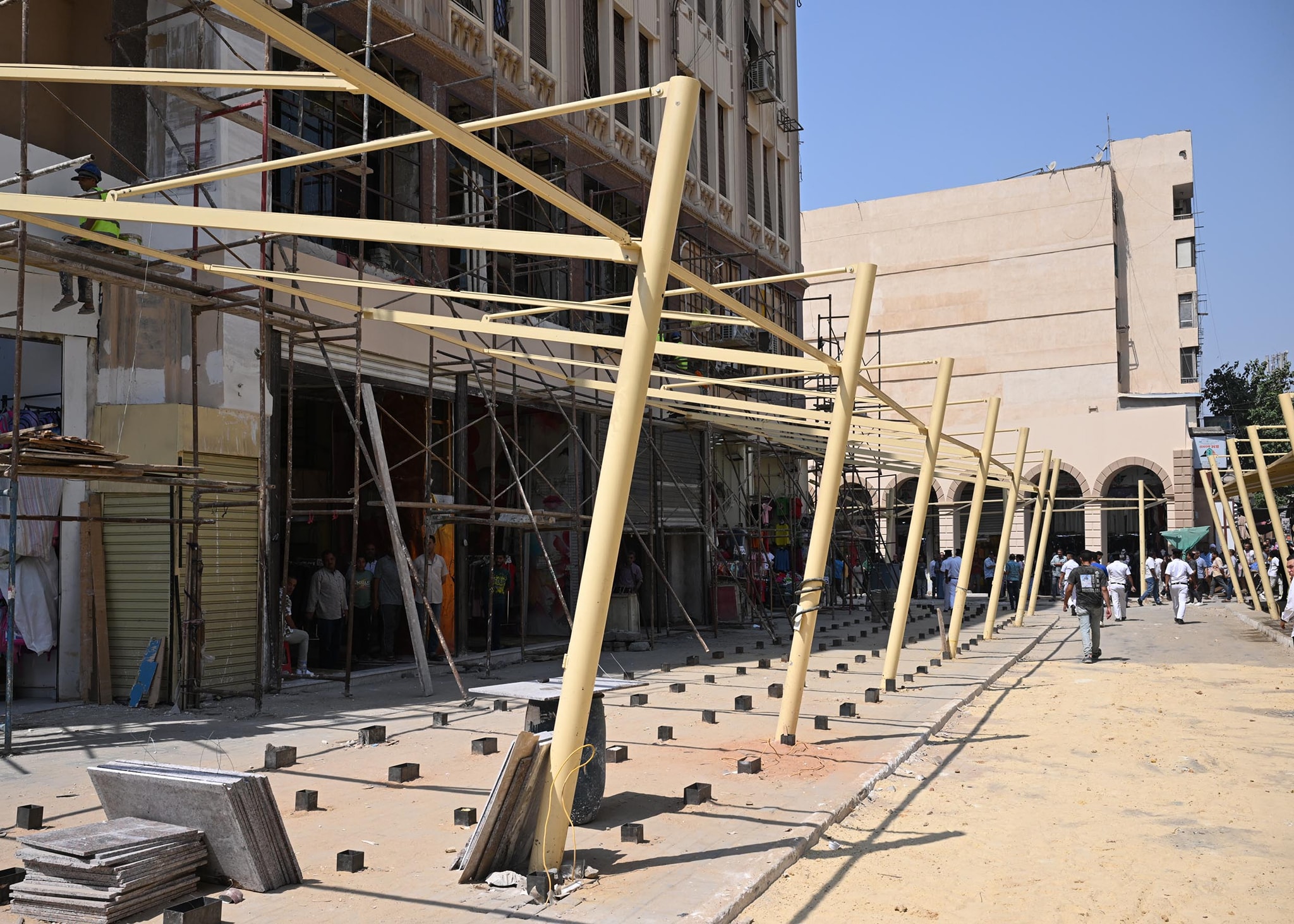 رئيس الوزراء ووزيرة التنمية يتابعان مشروع تطوير سوق العتبة