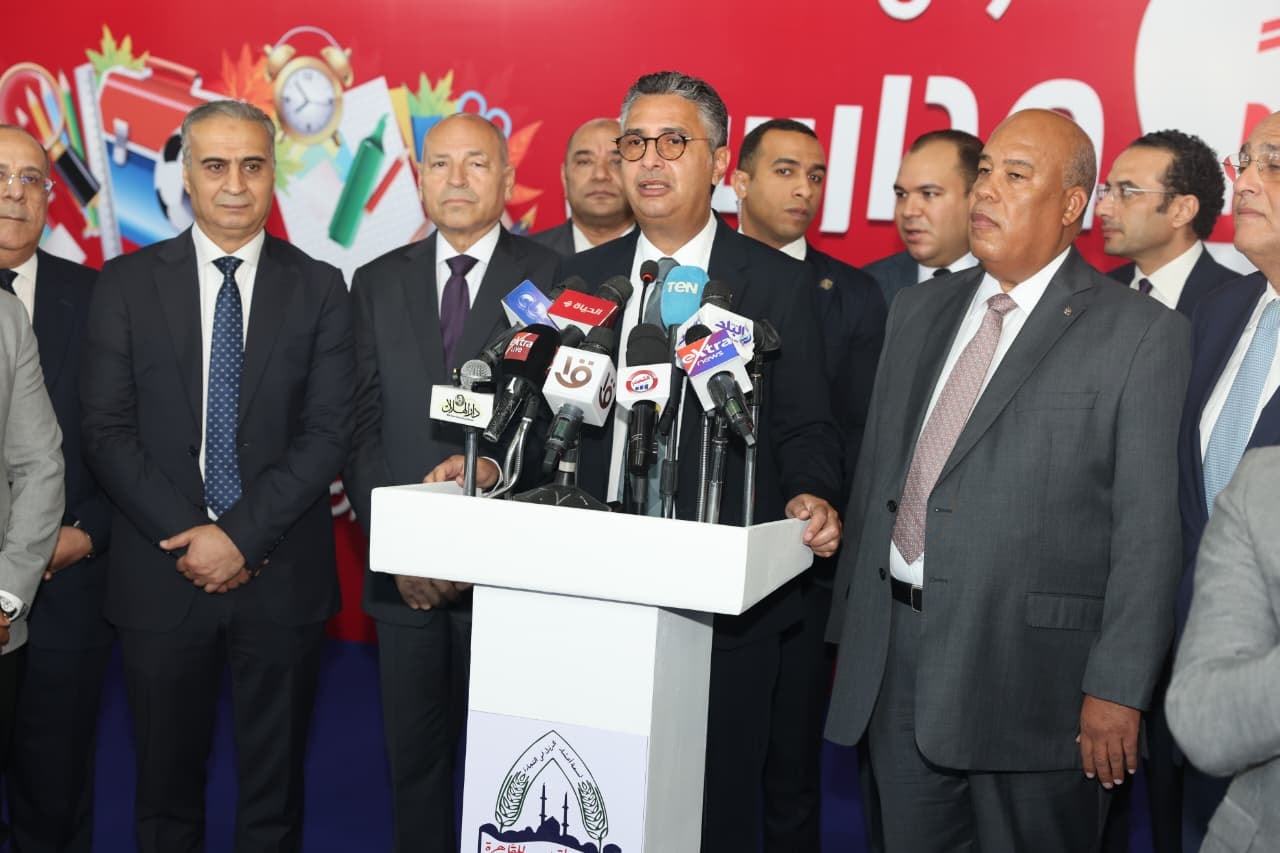 وزير التموين يفتتح معرض أهلاً مدارس بمحافظة القاهر