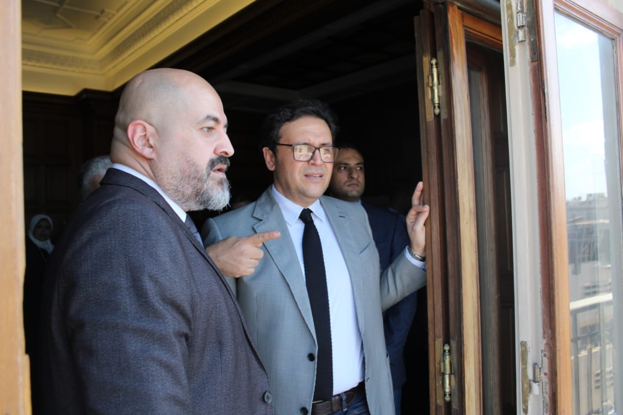 وزير الثقافة يتفقد مبنى فيني التراثي بالإسكندرية