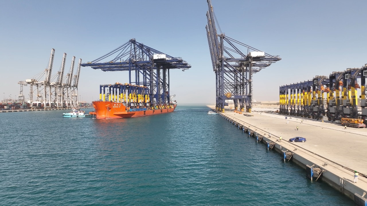 السفينة ZHEN HUA 23