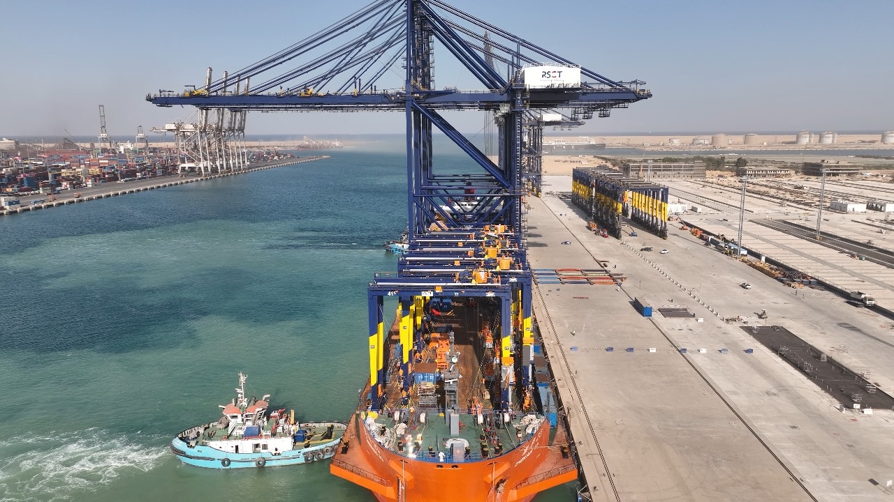السفينة ZHEN HUA 23