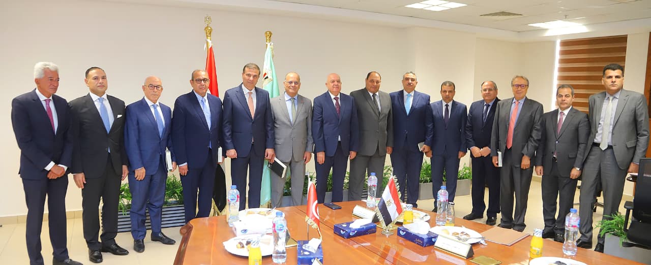مباحثات مصرية تونسية لإقامة مشروعات زراعية مشتركة