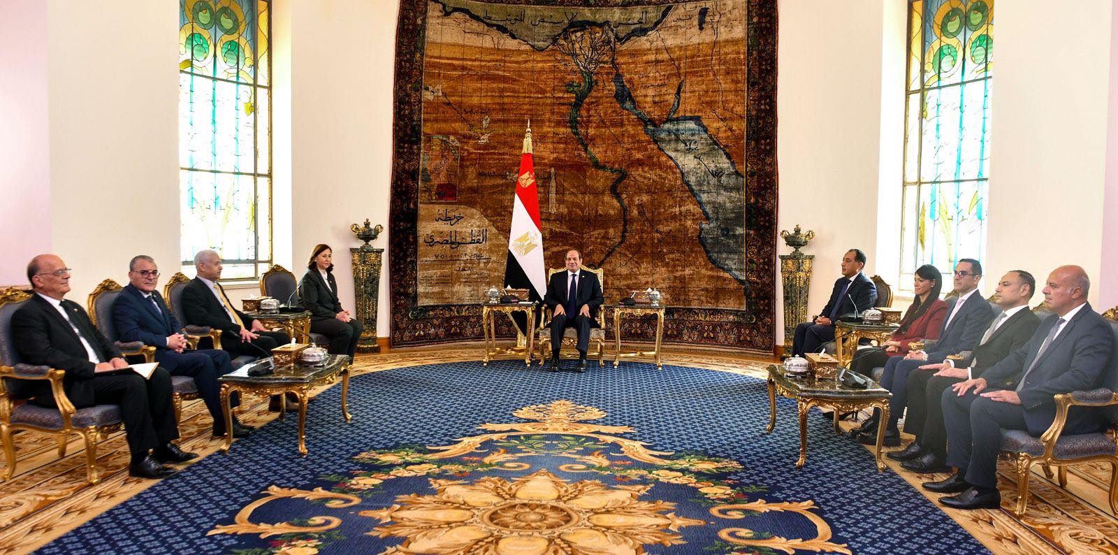 الرئيس السيسي يجتمع مع رئيسة حكومة الجمهورية التونسية