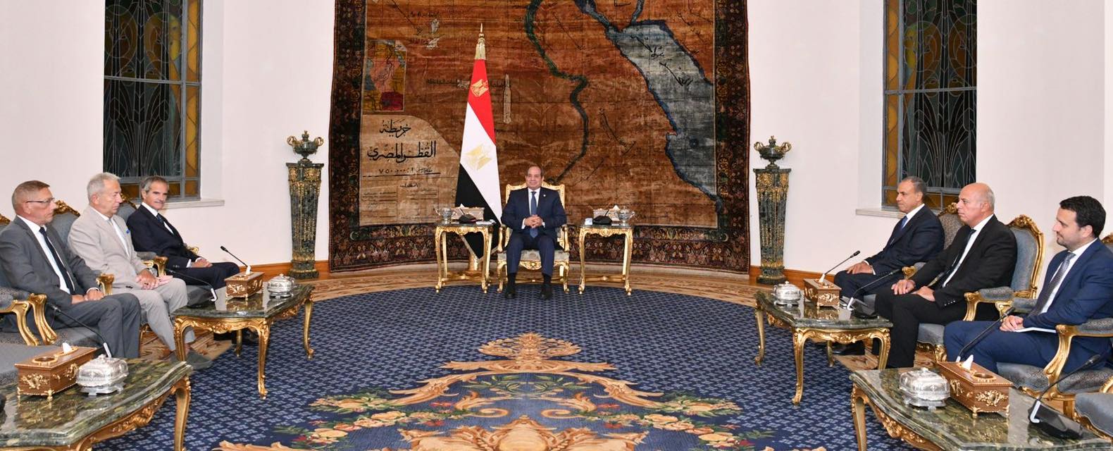 السيسي يستقبل وزير خارجية إيران ومدير الوكالة الدولية للطاقة الذرية