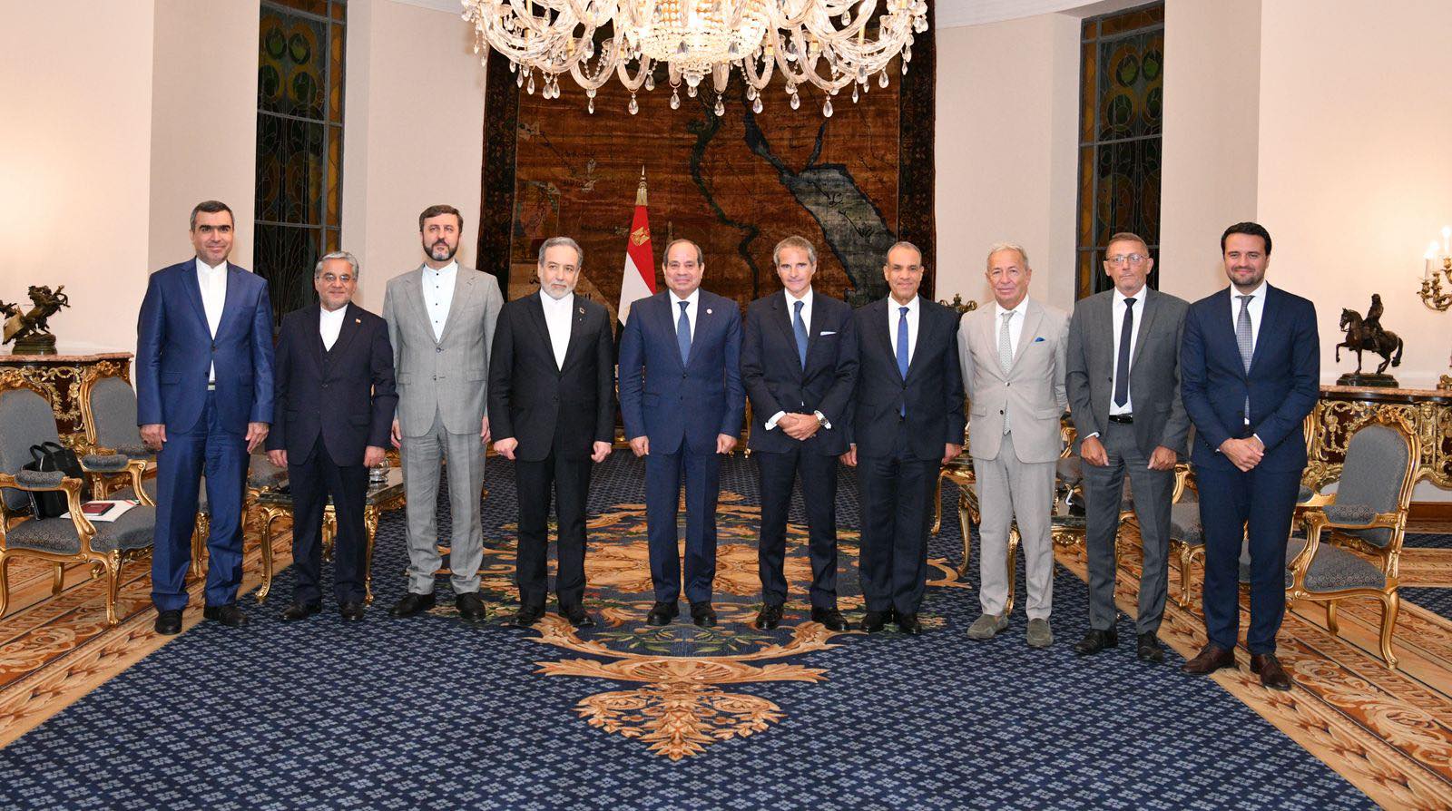 السيسي يستقبل وزير خارجية إيران ومدير الوكالة الدولية للطاقة الذرية