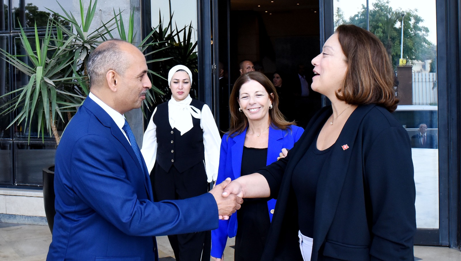 الهيئة العامة للاستثمار تستضيف رئيس الهيئة التونسية للاستثمار