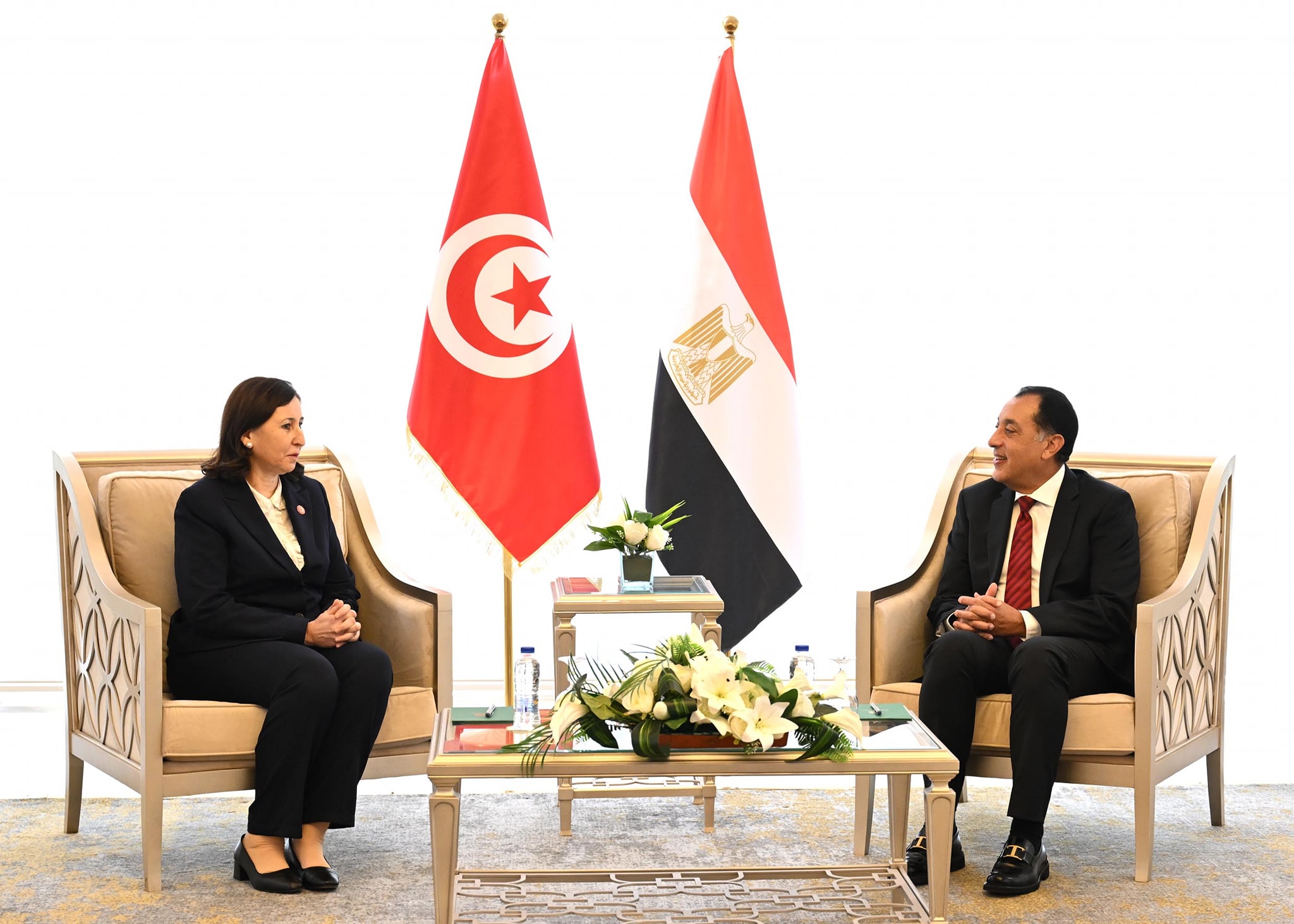 رئيسا وزراء مصر وتونس يترأسان أعمال اللجنة العليا المصرية التونسية المشتركة