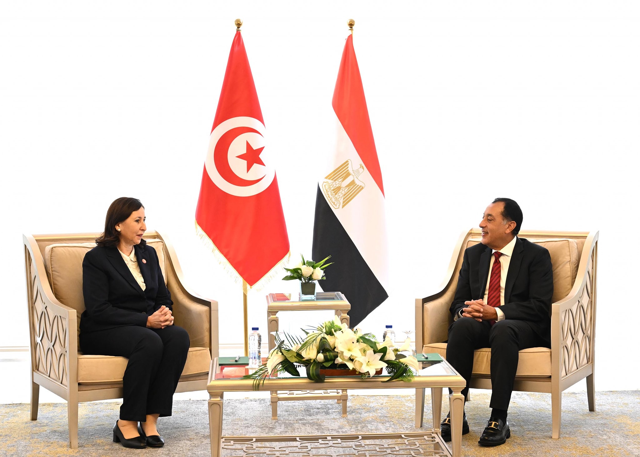 رئيسا وزراء مصر وتونس يترأسان أعمال اللجنة العليا المصرية التونسية المشتركة