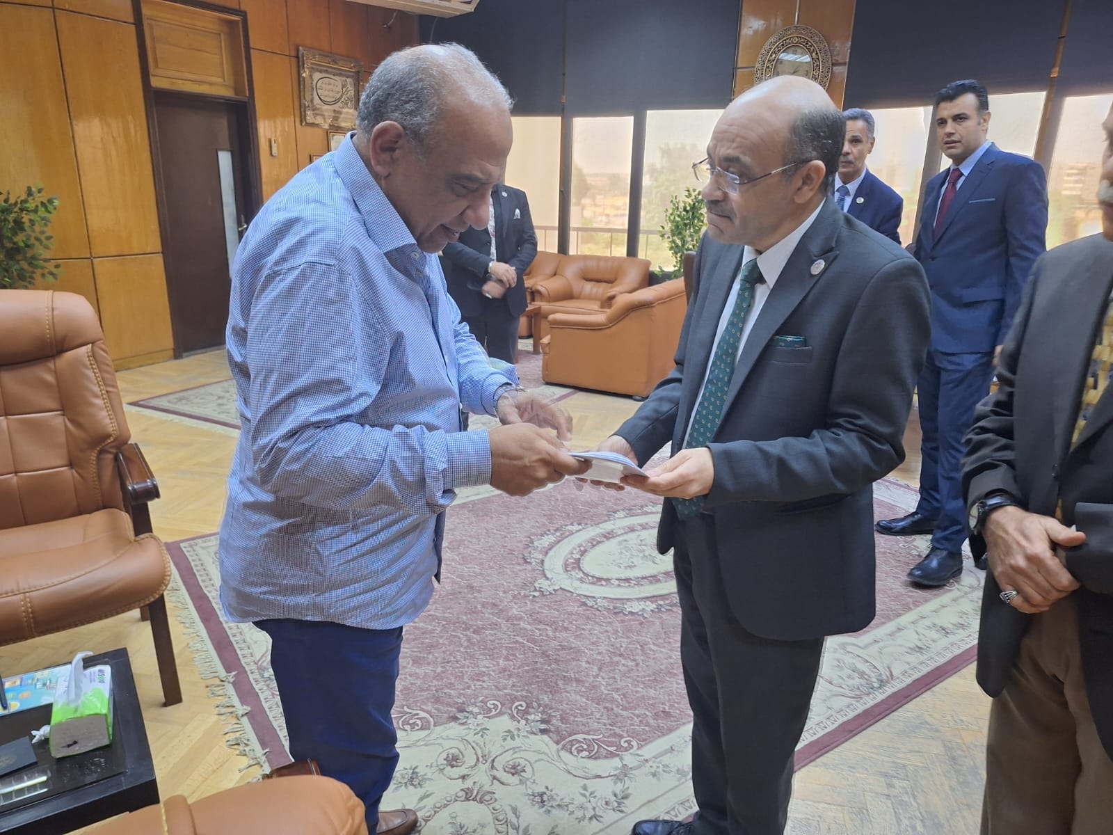 زيارة وزير الكهرباء إلى هيئة المواد النووية