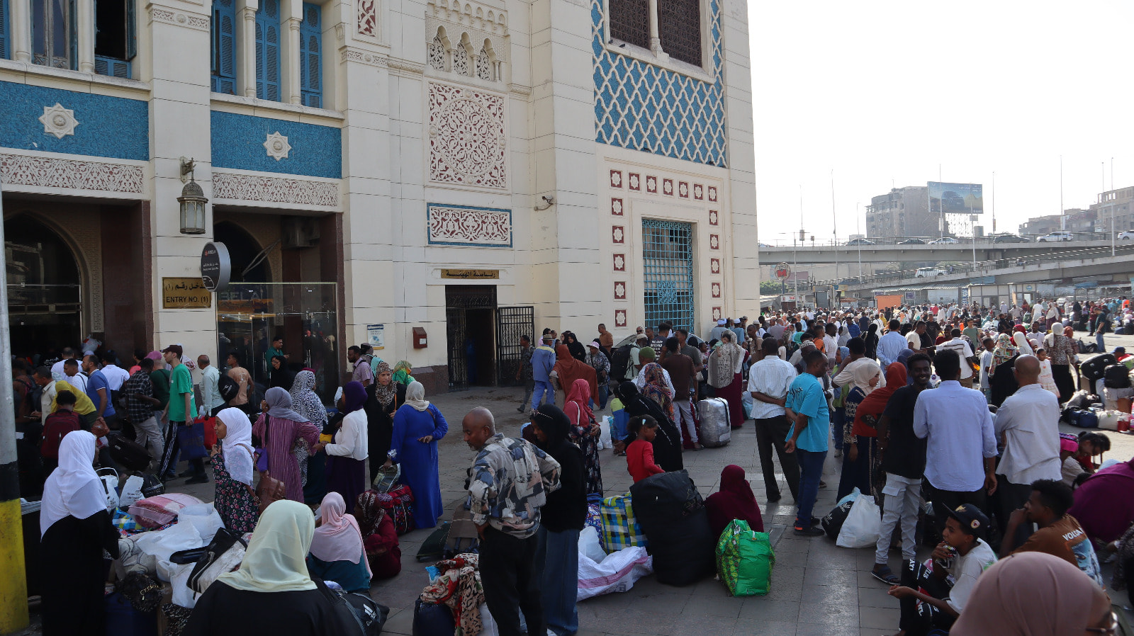 قطارات العودة الطوعية للسودانيين إلى وطنهم