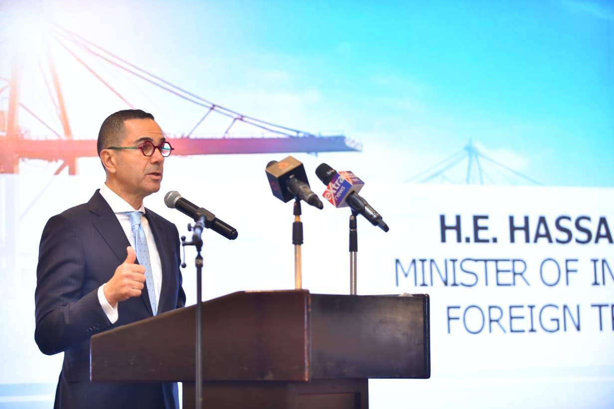 وزير الاستثمار يفتتح معرض المشروعات الصغيرة والمتوسطة