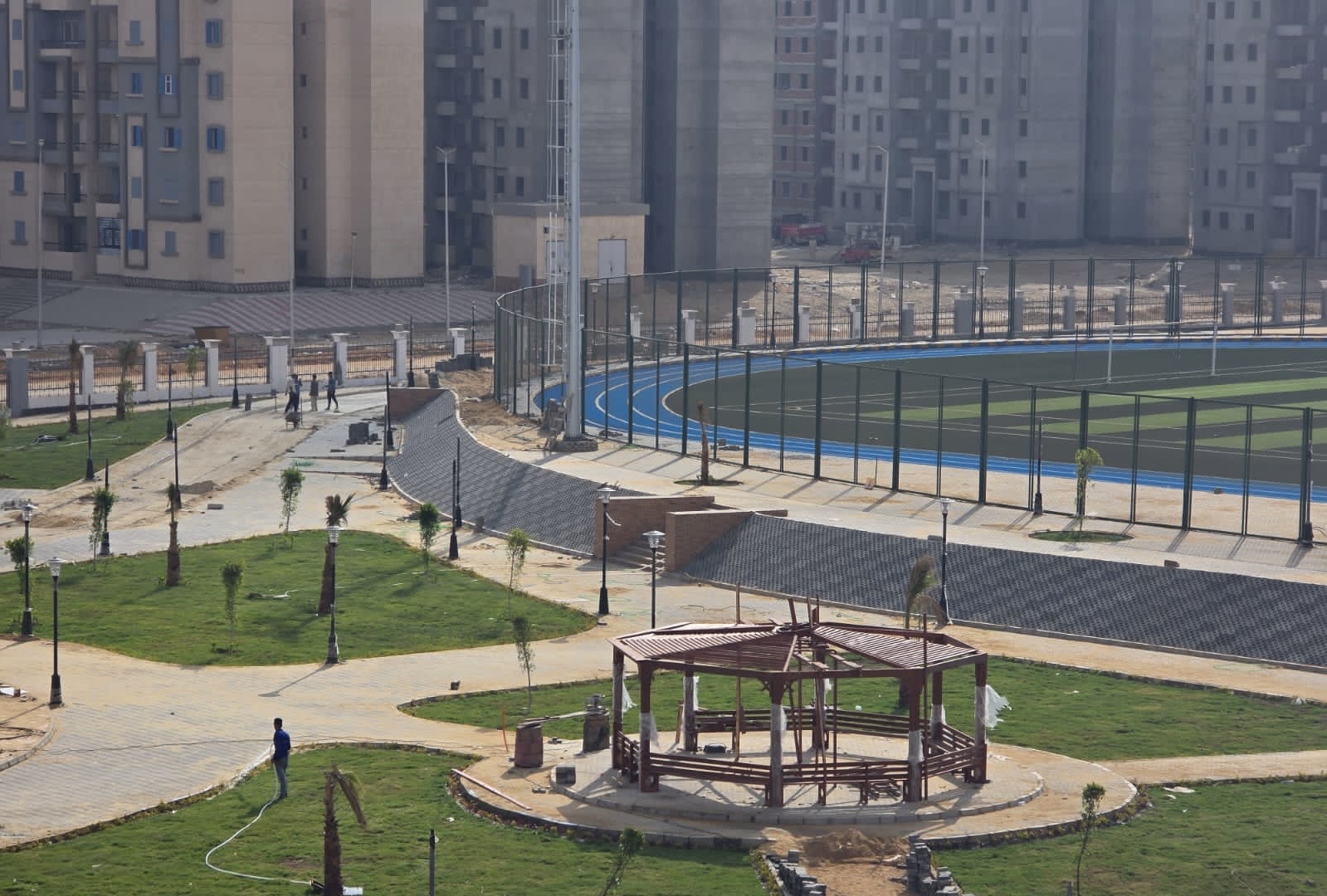 الشربيني يتابع الموقف التنفيذى لمشروعات سكن لكل المصريين والنادي الاجتماعي بأكتوبر الجديدة