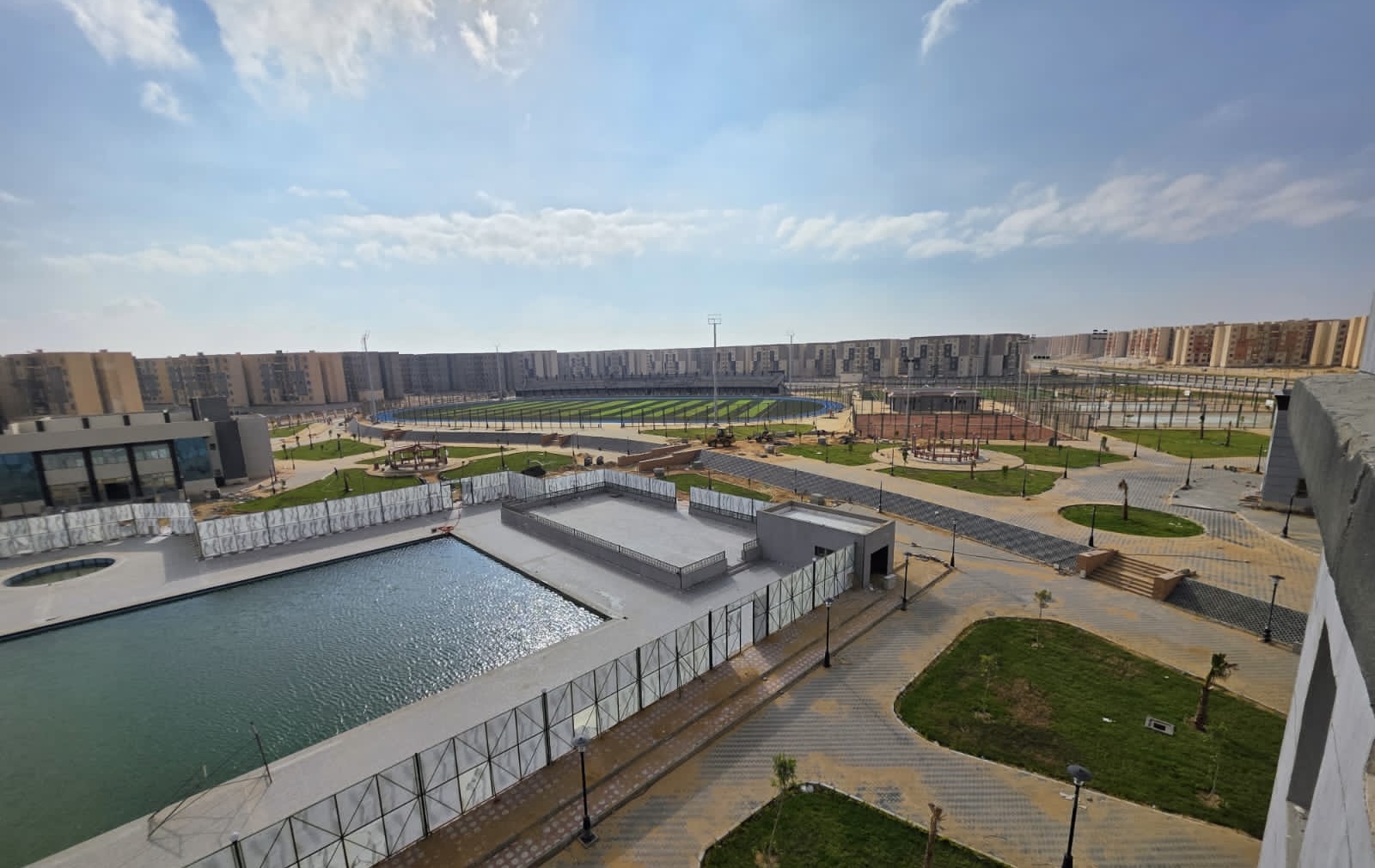 الشربيني يتابع الموقف التنفيذى لمشروعات سكن لكل المصريين والنادي الاجتماعي بأكتوبر الجديدة
