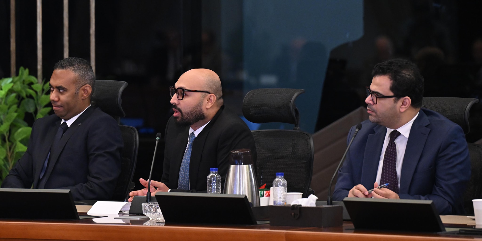 مدبولي يلتقى عددا من رؤساء تحرير الصحف والمواقع الالكترونية